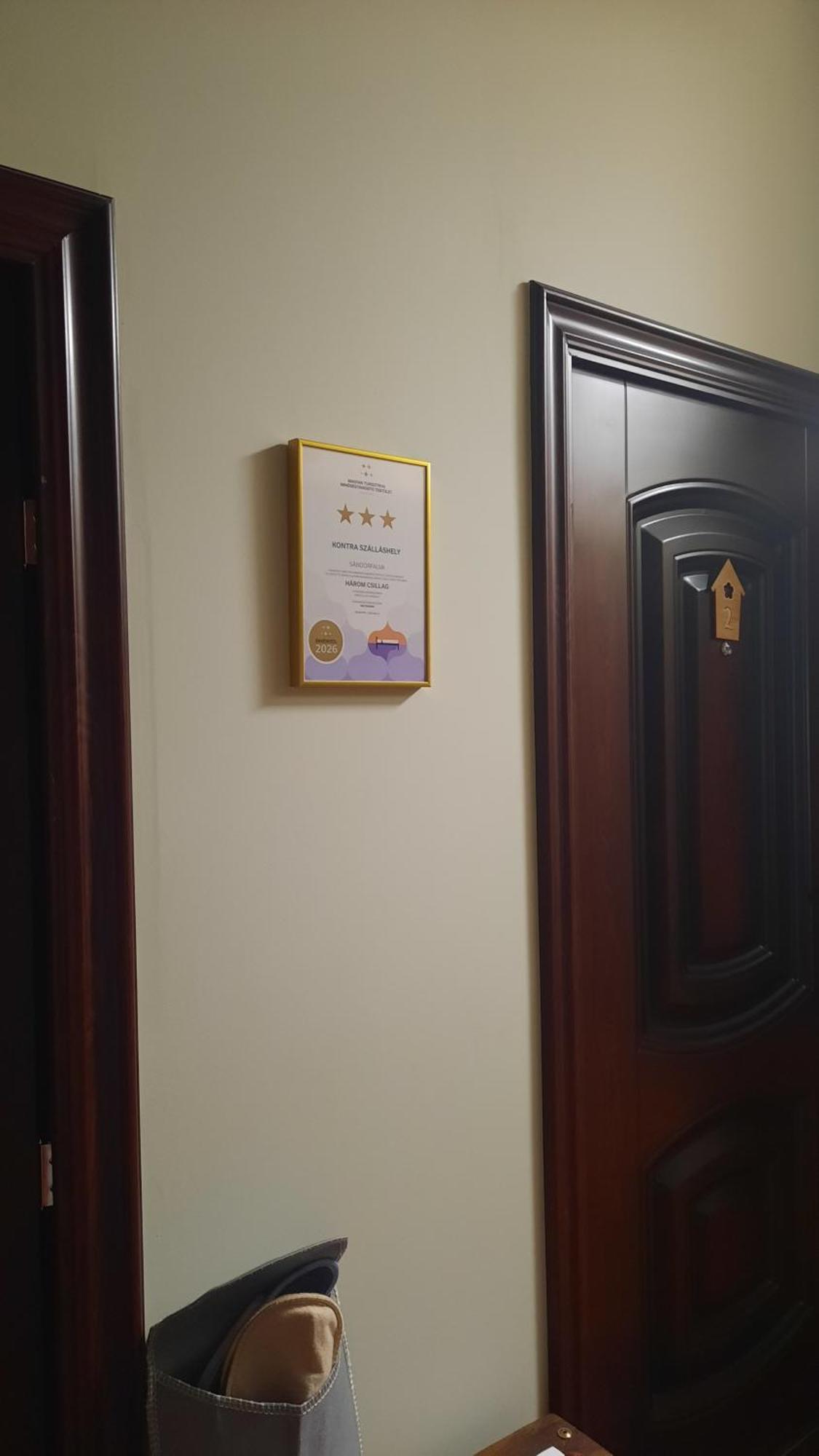 Kontra Szallashely Sándorfalva Dış mekan fotoğraf